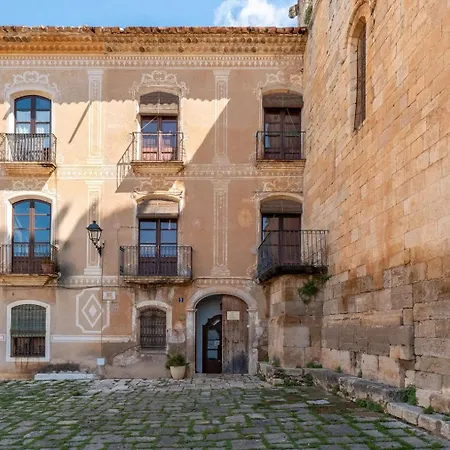 Casa L'abadia De Santes Creus, Tarragona. Holiday home