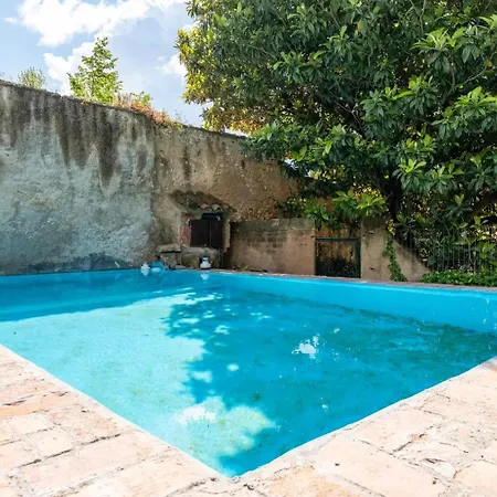 Casa L'abadia De Santes Creus, Tarragona. Holiday home *